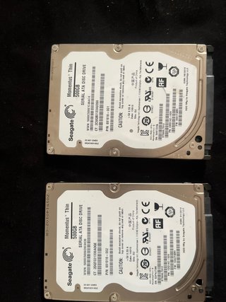 2 Discos Duros Seagate Momentus Thin 500GB