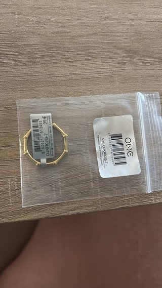 Anillo ONE OJKR02G-7 Dorado