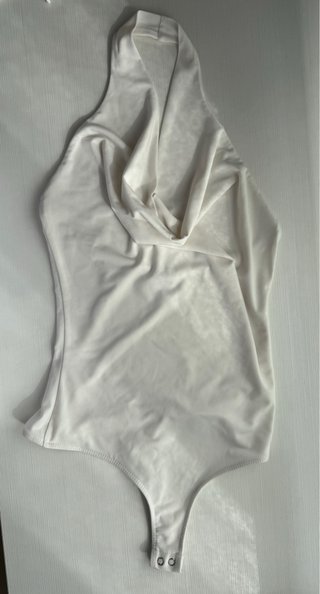 Body Blanco con Cuello Caído