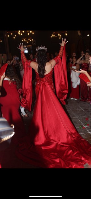 Vestido rojo de novia gitana