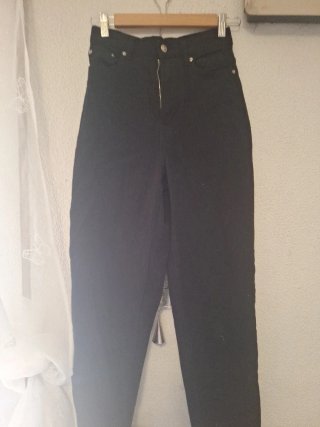 Pantalón Negro H&M