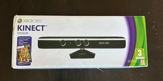 Xbox 360 Kinect Sensor con Juego