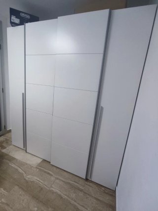 Gran Armario de 4 puertas