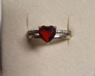 Anillo Pandora Corazón Rojo Talla 56