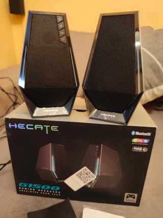 Altavoces Edifier G1500