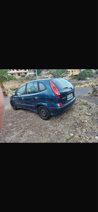 Nissan Almera 2000