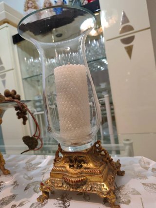 Fanal huracán de cristal y base dorada