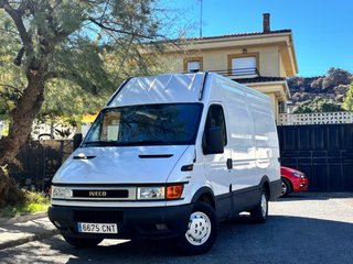 furgoneta iveco daily 2003