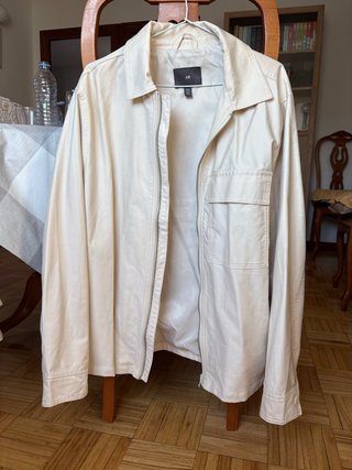 Cazadora H&M beige de tela (dos usos)
