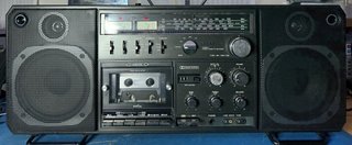 Radio Cassette Boombox SANYO M9998LU Vintage