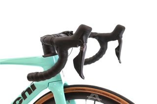 Bicicleta Bianchi Specialissima Comp Di2 12V t.48 Reacondicionada