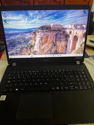 Portátil Acer TravelMate P215-52 i5 8GB