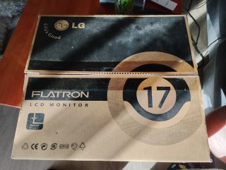 Monitor LCD LG Flatron 17"