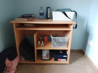 Scrivania in legno