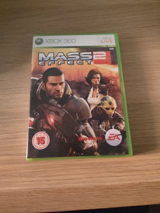 Mass Effect 2 (Xbox 360) PAL UK en perfecto estado