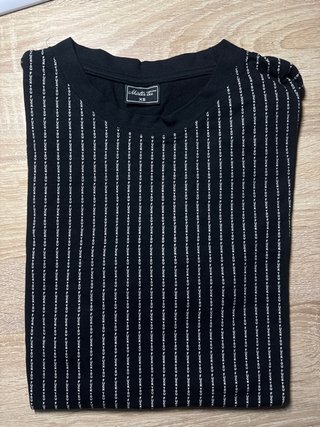 Camiseta Mister Tee Negra Talla XS