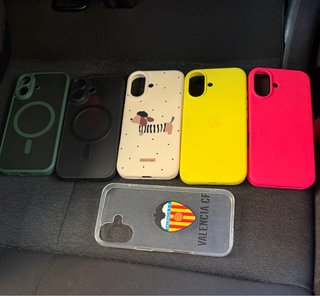 Lote de 6 Fundas para iPhone 16