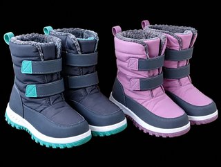 2 pares botas après-ski infantiles