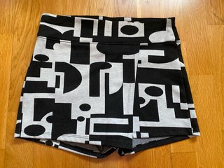 Falda pantalón estampada chica