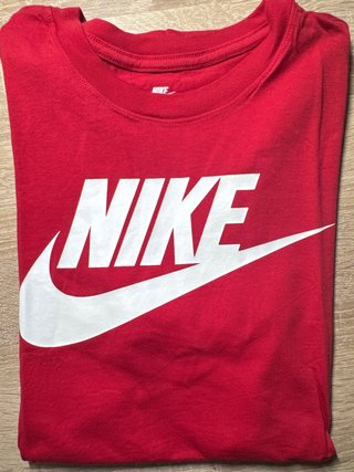 Camiseta Nike Roja