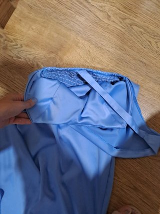 Vestido fiesta azul asimétrico