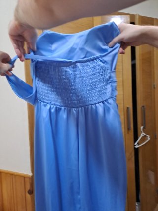 Vestido fiesta azul asimétrico