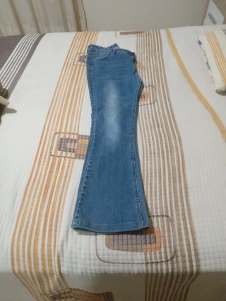 Pantalones vaqueros acampanados azules