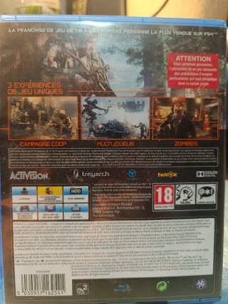 Call of Duty Black Ops 3 e 4 (PS4)