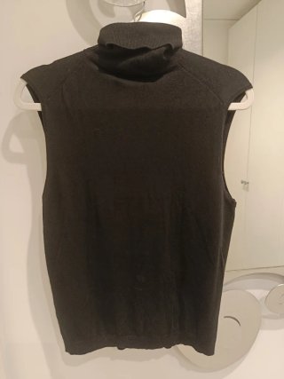 Jersey sin mangas cuello alto Mango etiquetas