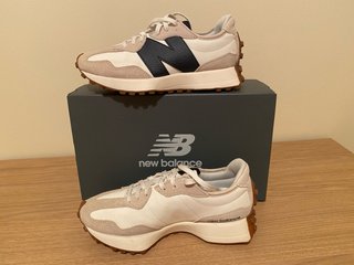Zapatillas New Balance Blanco y Azul