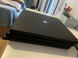 PS4 Pro (PlayStation 4 Pro) 1TB + Mando y juegos