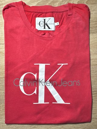 Camiseta Calvin Klein Roja Talla M