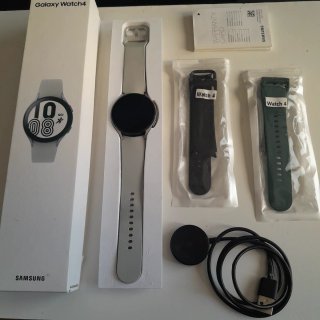 Reloj Samsung Galaxy Watch 4 Plata y Verde