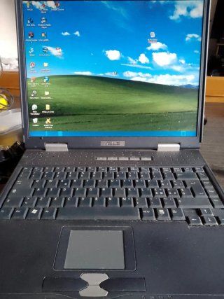 Notebook Asus L3000D Retro