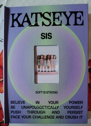 Álbum KATSEYE SIS K-Pop