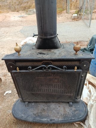 Chimenea Hierro con Tubo y Salvachispas