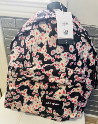 Mochila Eastpak Padded Pak'r floral. Nueva