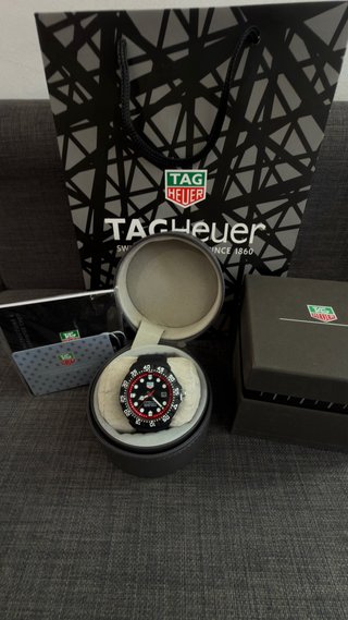 Reloj TAG Heuer  formula 1 Negro y Rojo