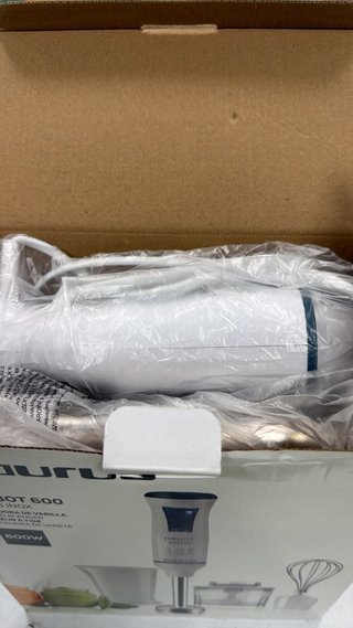 BATIDORA MANO TAURUS 600W R60C3