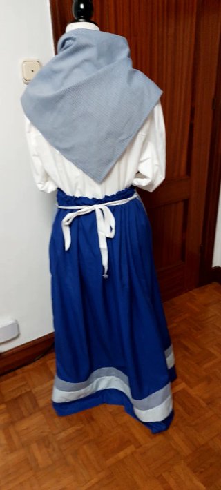 Traje de casera tradicional