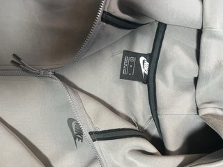 Chaqueta Nike Tech Gris Talla M