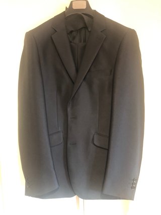 3 Trajes de Caballero El precio es por los 3