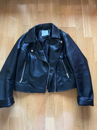 Chaqueta biker efecto cuero negra (Talla S)