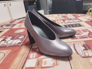 Zapatos tacón United Nude plateados