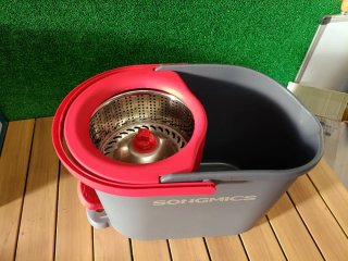 SONGMICS Mop Girevole con Secchiello e Pedale