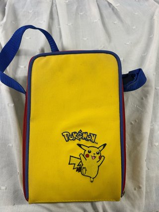 Estuche Rígido Pokémon Pikachu Vintage