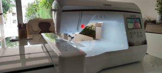 Bordadora Brother Innov-is NV870 sin uso