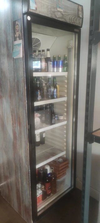 Nevera expositora refrigerada