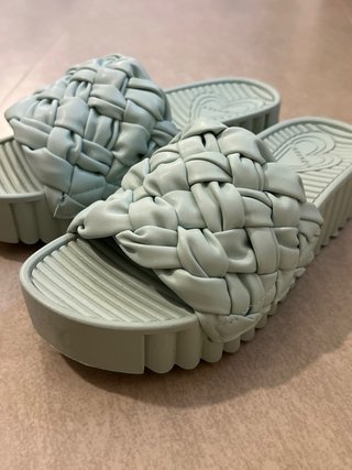 Sandalias Cafenoir verdes verano