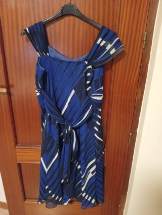 Vestido de fiesta azul y blanco Incluye fular